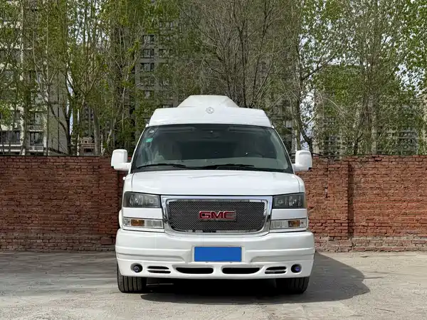 GMC SAVANA 2013