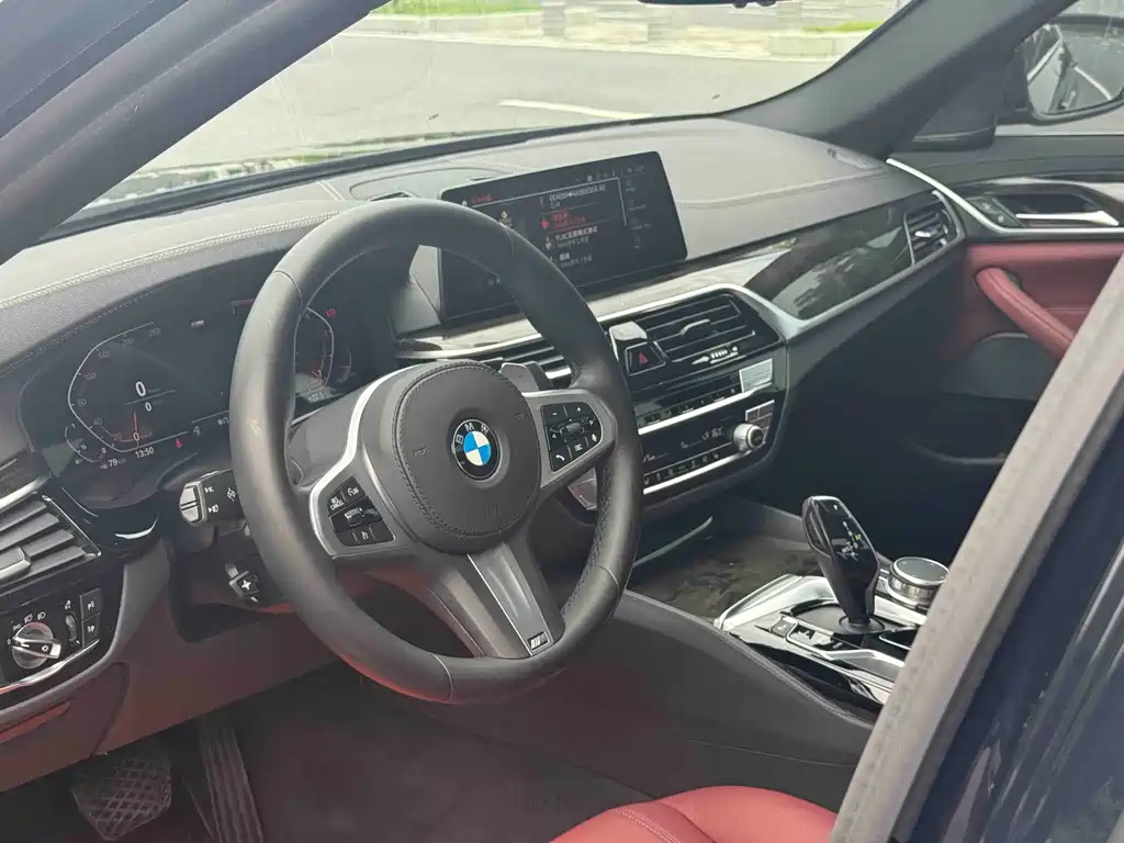 BMW 5 Series 2020