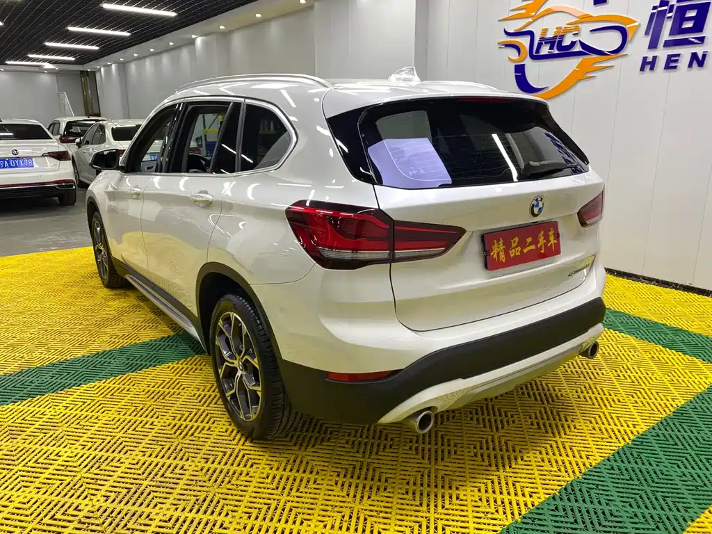 BMW X1 2022 — фото 5