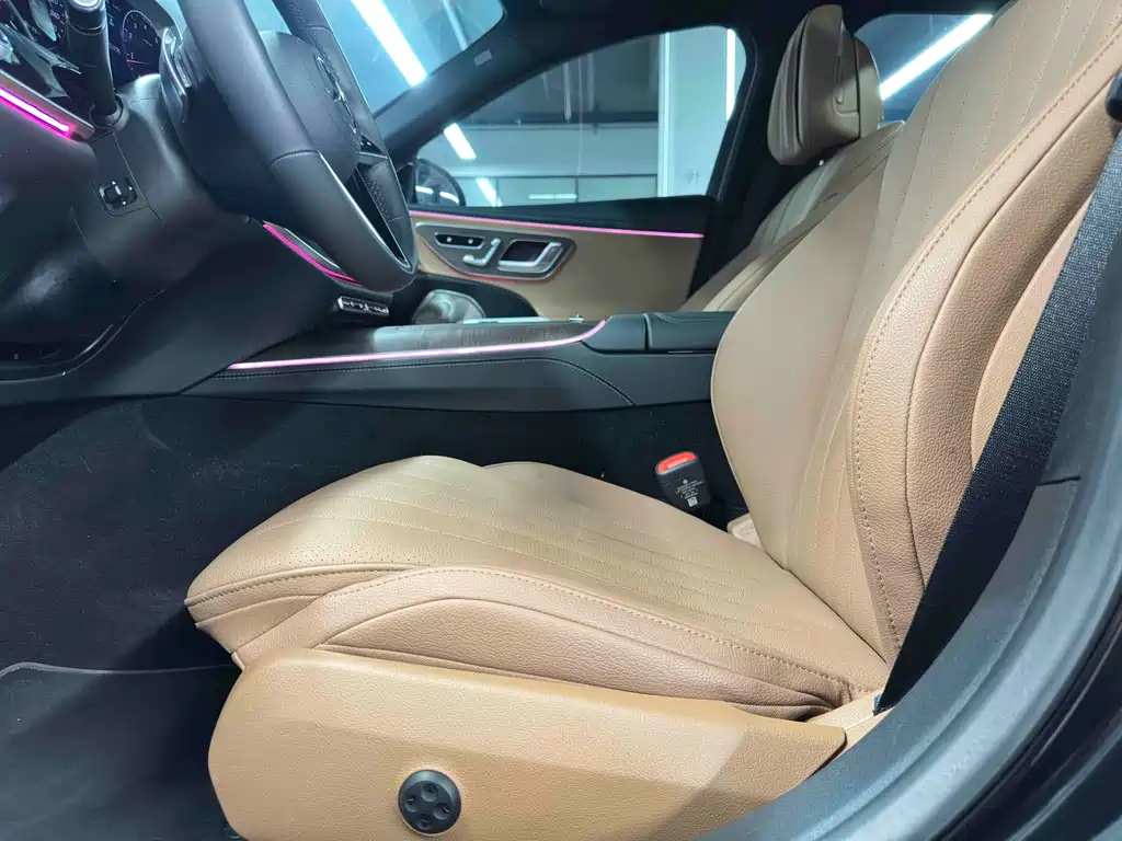 Mercedes-Benz E-Class 2025 — фото 10
