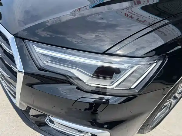 Audi A6L 2025