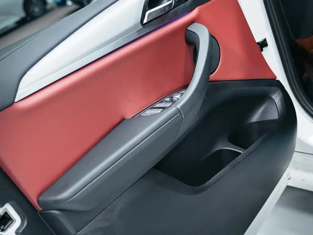 BMW X4 2023 — фото 15