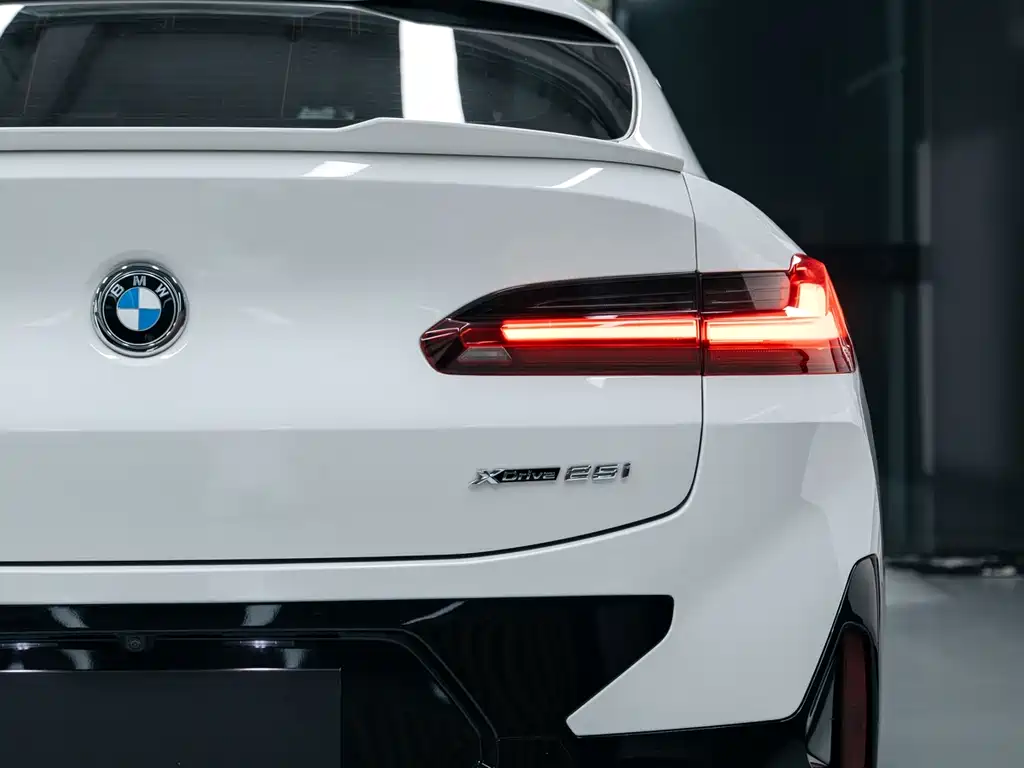 BMW X4 2023 — фото 6