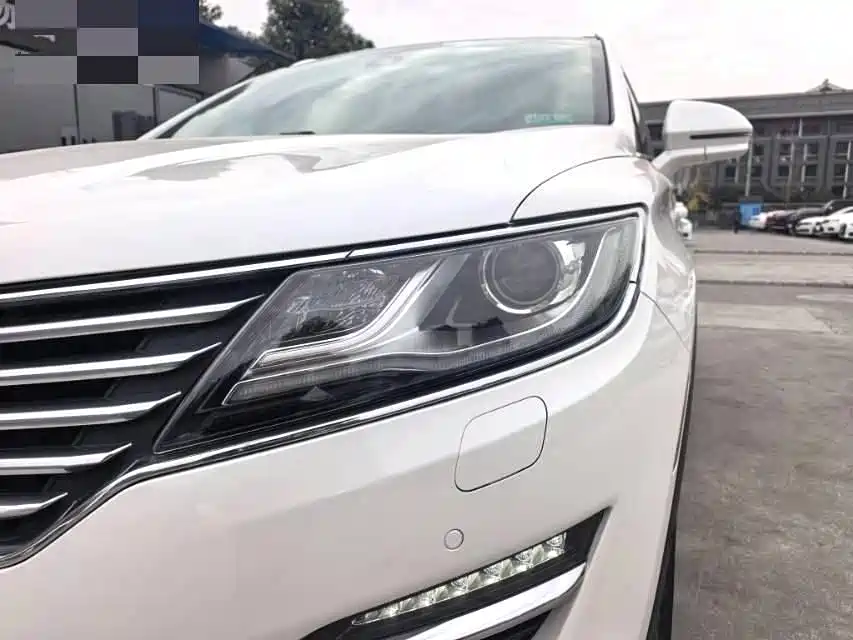 Lincoln MKC 2015 — фото 9