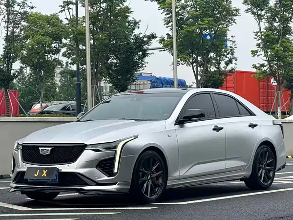 Cadillac CT4 2020