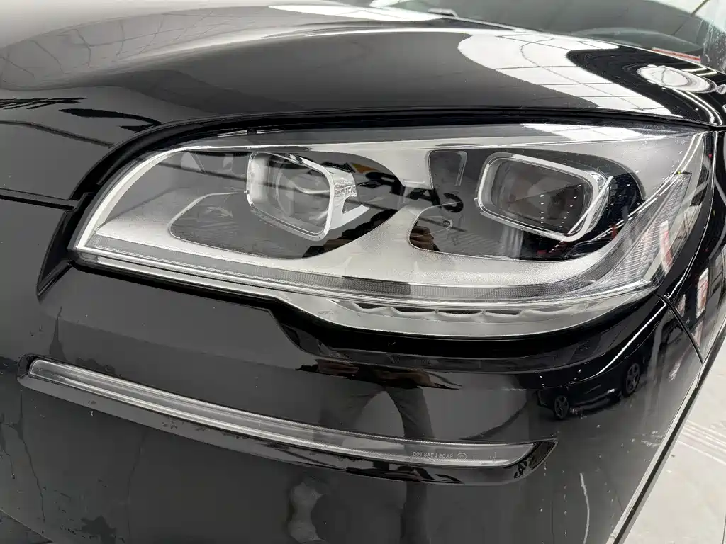 Lincoln Aviator 2022 — фото 18