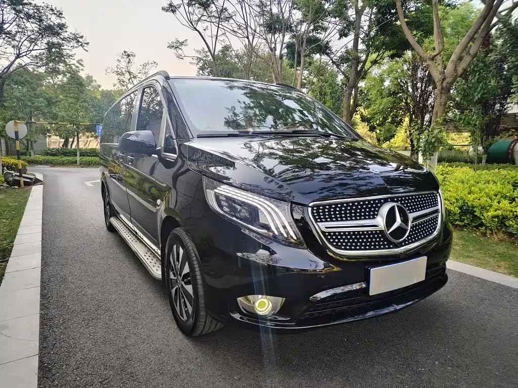 Mercedes-Benz Vito 2023