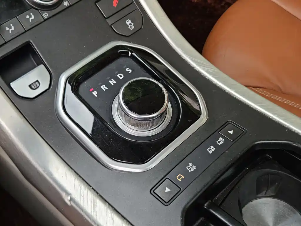 Land Rover Evoque 2012 — фото 16
