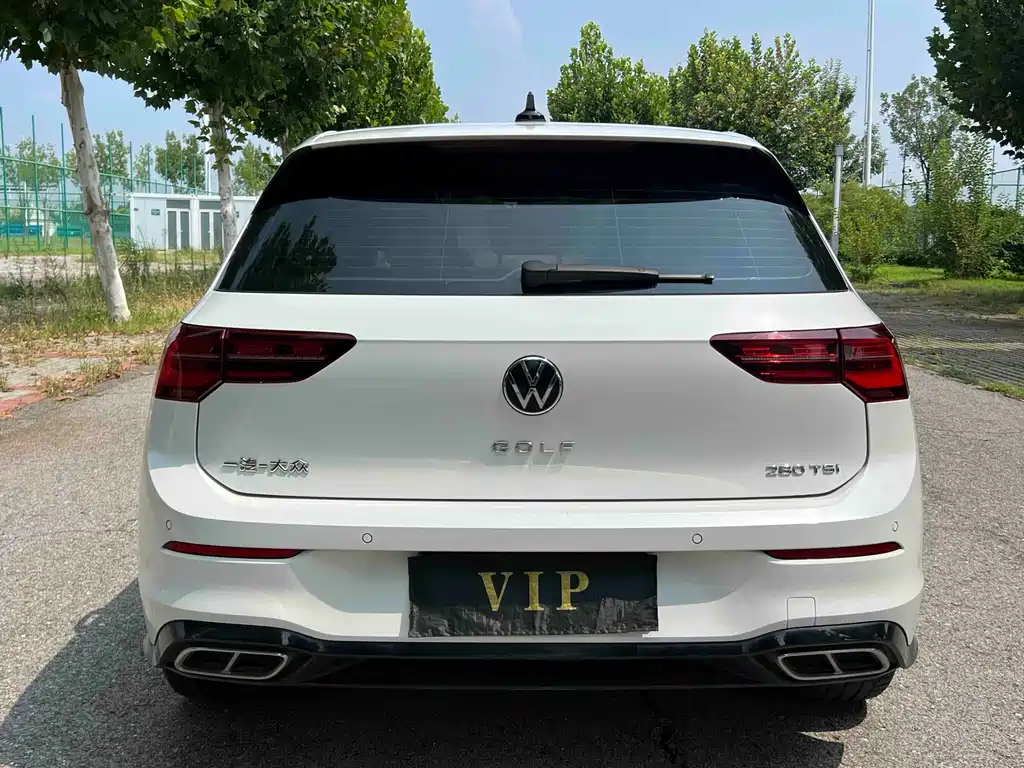 Volkswagen Golf 2023