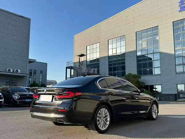 BMW 5 Series 2022