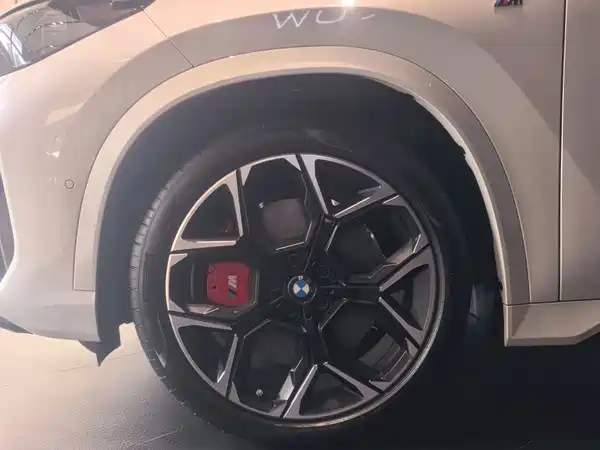 BMW X1 M35Li 2025