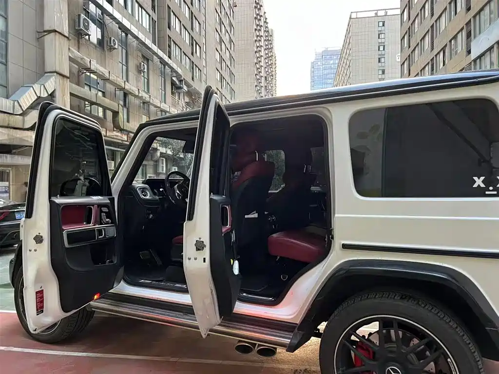 Mercedes-Benz G-Class 2023 — фото 8