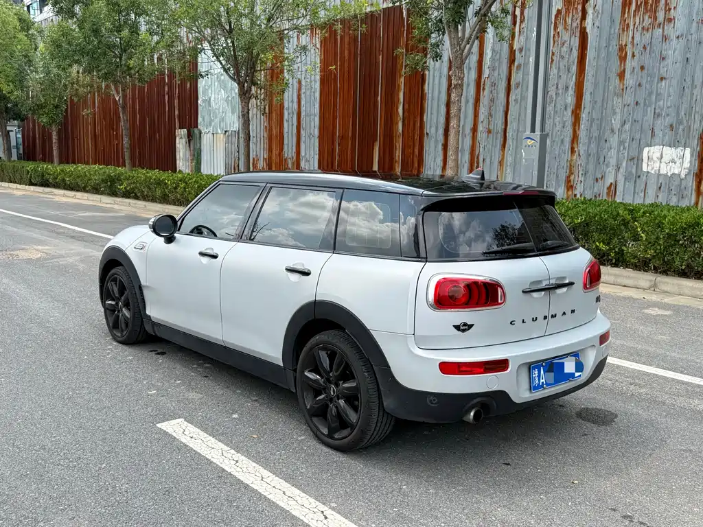 MINI Clubman 2017 — фото 14