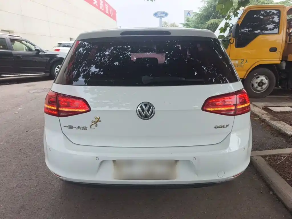 Volkswagen Golf 2016