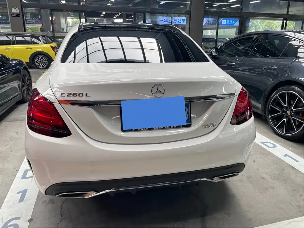 Mercedes-Benz C-Class 2019 — фото 13