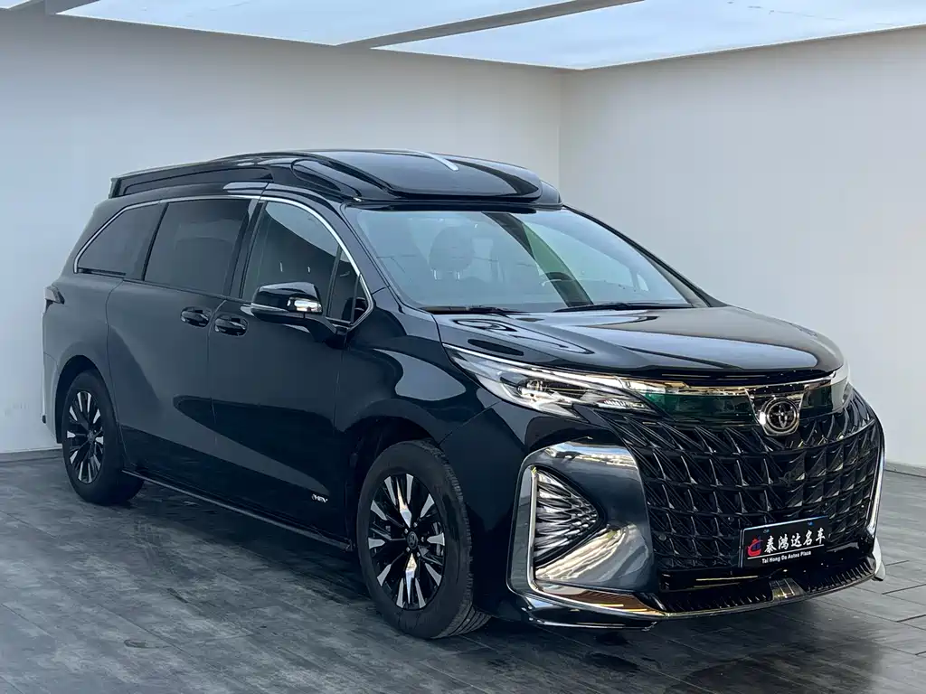 Toyota Sienna 2025 — фото 4