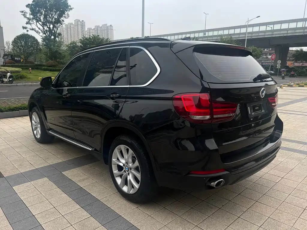 BMW X5 2017 — фото 16