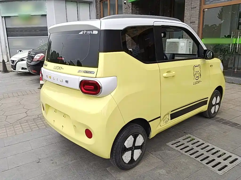 Wuling MINIEV 2024