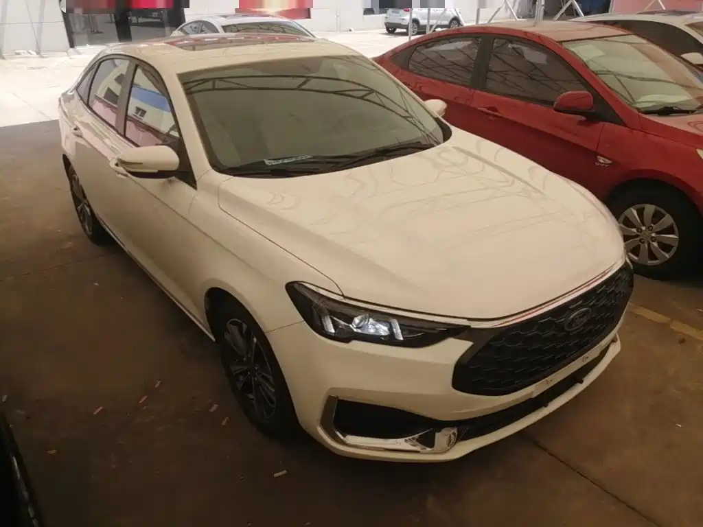 Ford Escort 2021
