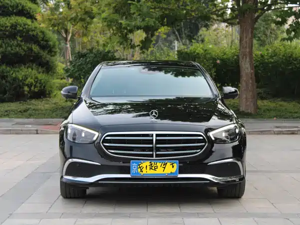 Mercedes-Benz E-Class 2021