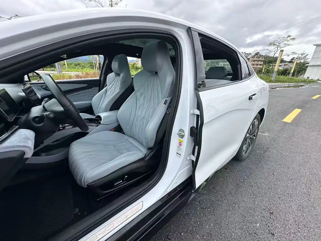 BYD Seal 2023 — фото 10