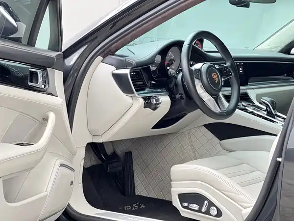 Porsche Panamera 2017