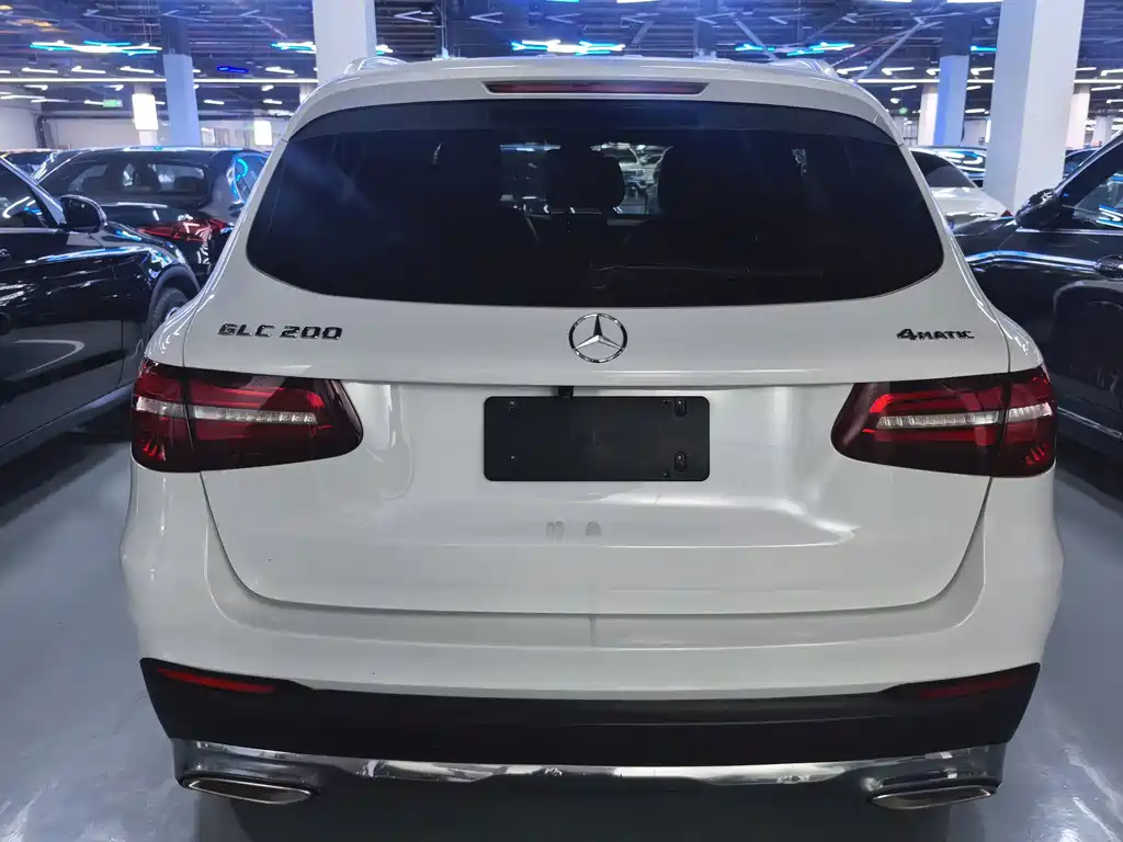 Mercedes-Benz GLC 2018 — фото 17