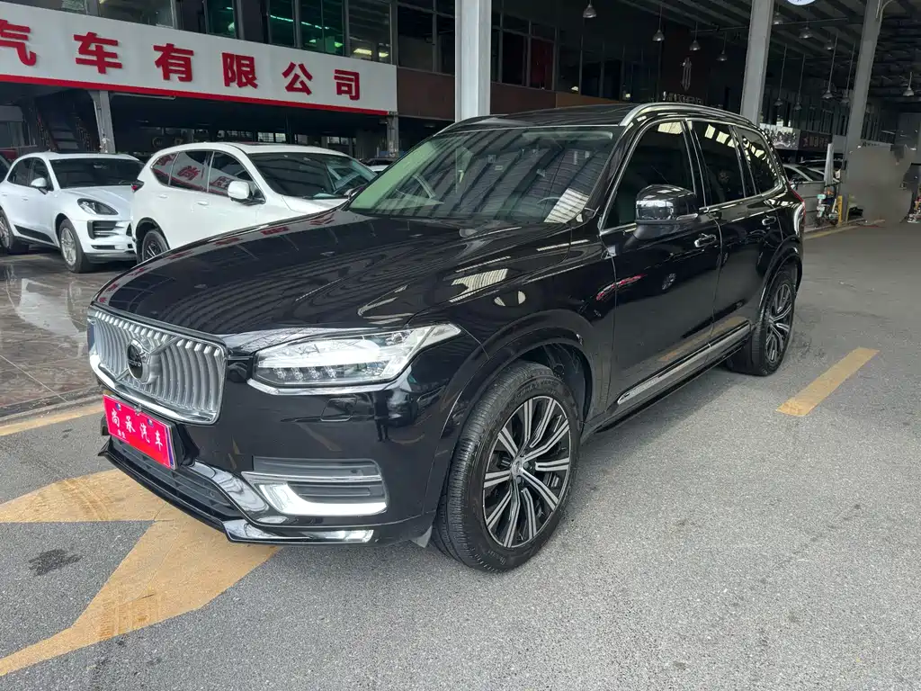 Volvo XC90 2019 — фото 1