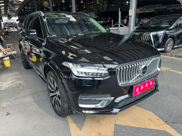 Volvo XC90 2019