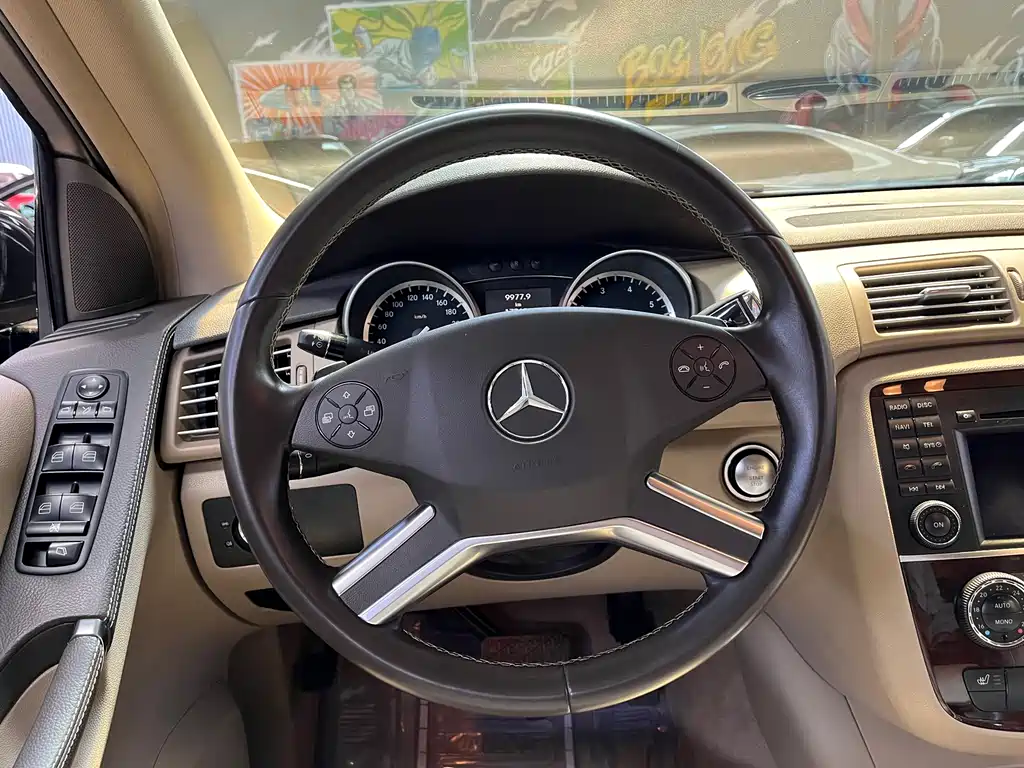 Mercedes-Benz R-Class 2011 — фото 11