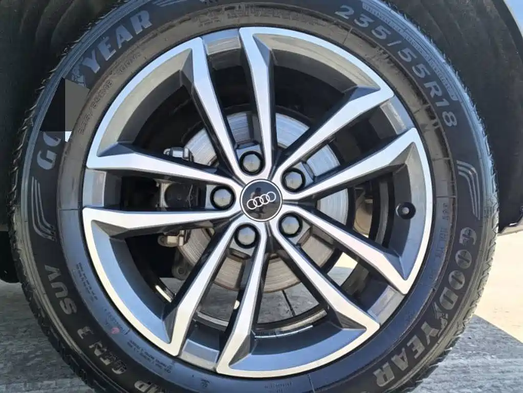 Audi Q3 2022 — фото 16