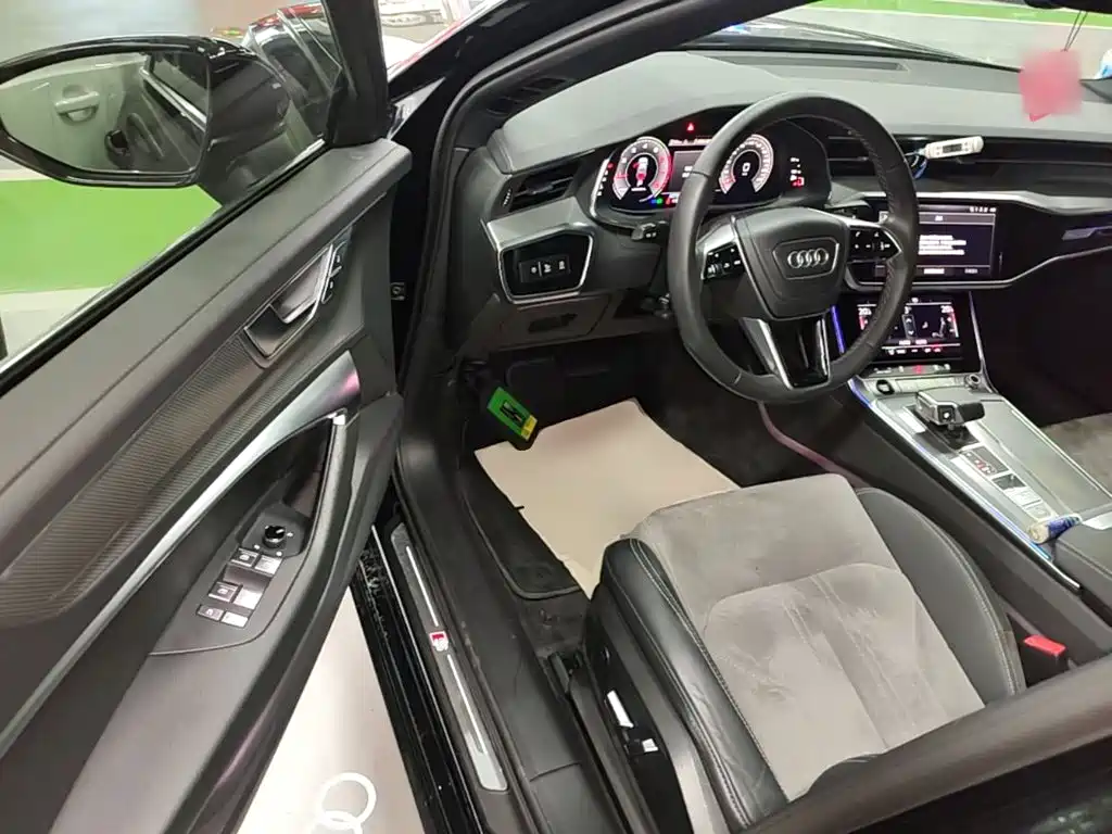Audi A6L 2023 — фото 16
