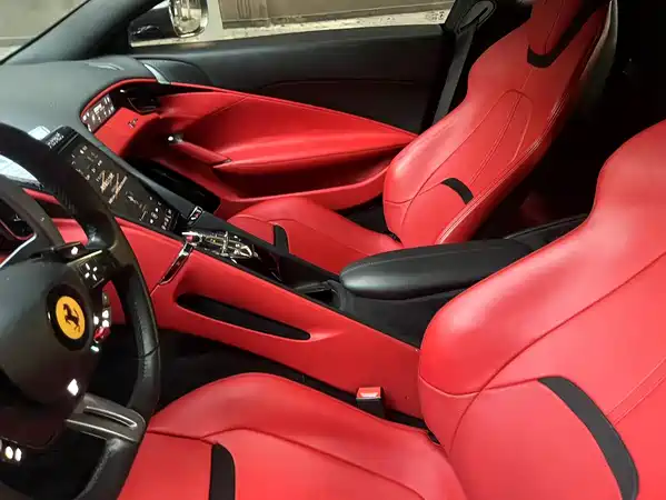 Ferrari Roma 2021