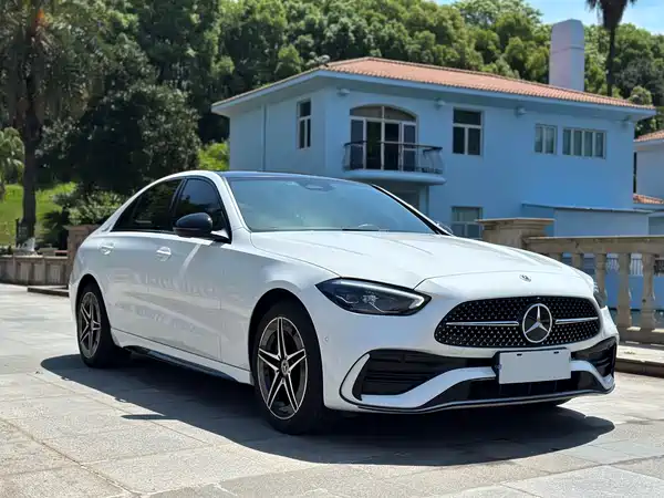 Mercedes-Benz C-Class 2023