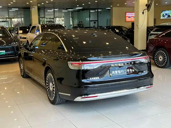 Stelato S9 2025