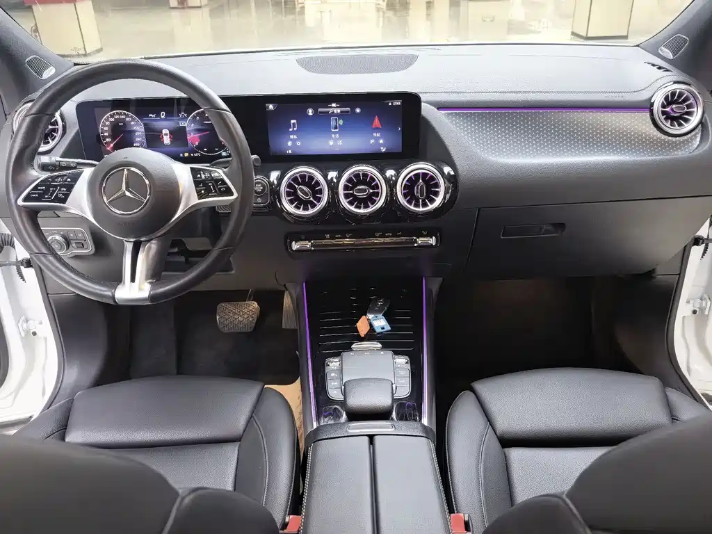 Mercedes-Benz GLA 2024 — фото 10