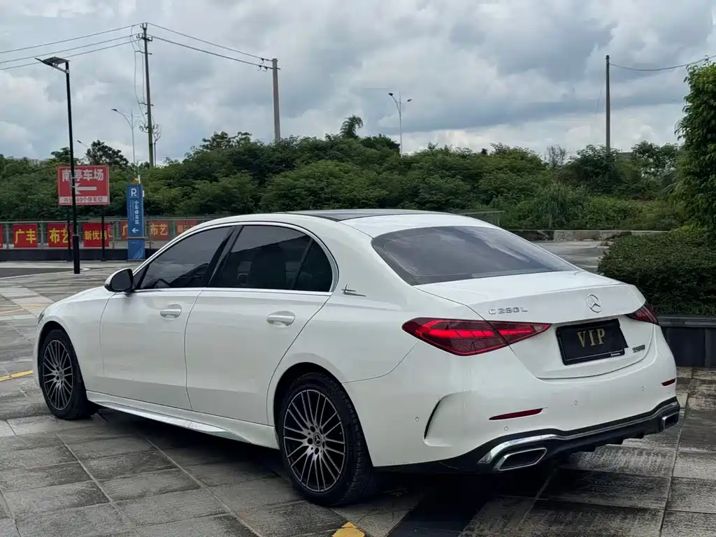 Mercedes-Benz C-Class 2022