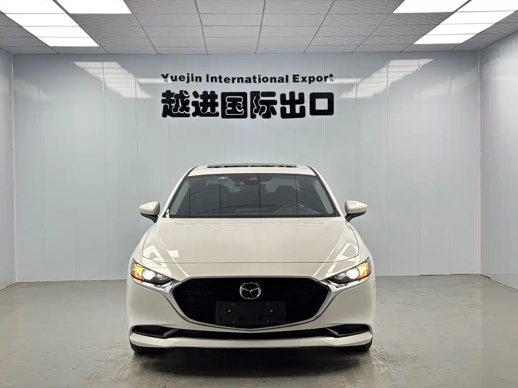 Mazda 3 Axela 2023