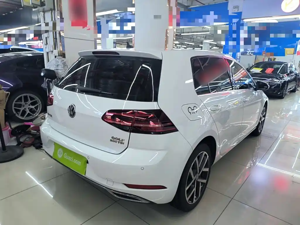 Volkswagen Golf 2020