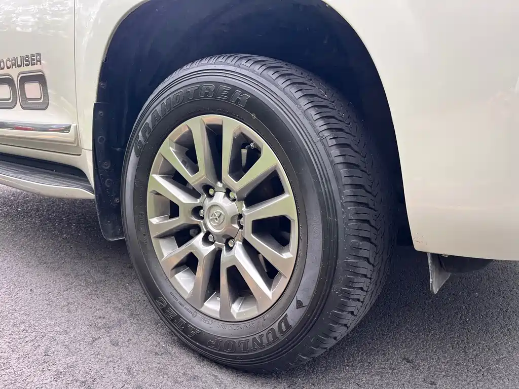 Toyota Prado 2018 — фото 12