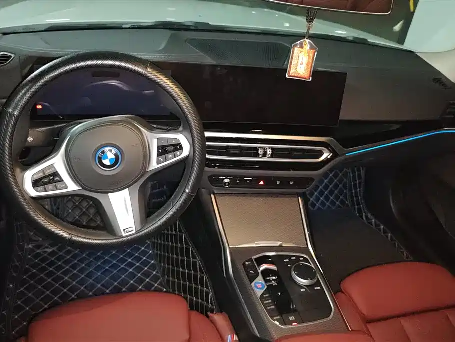 BMW i3 2023 — фото 12