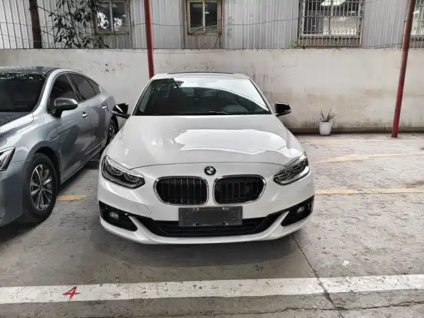 BMW 1 Series 2018