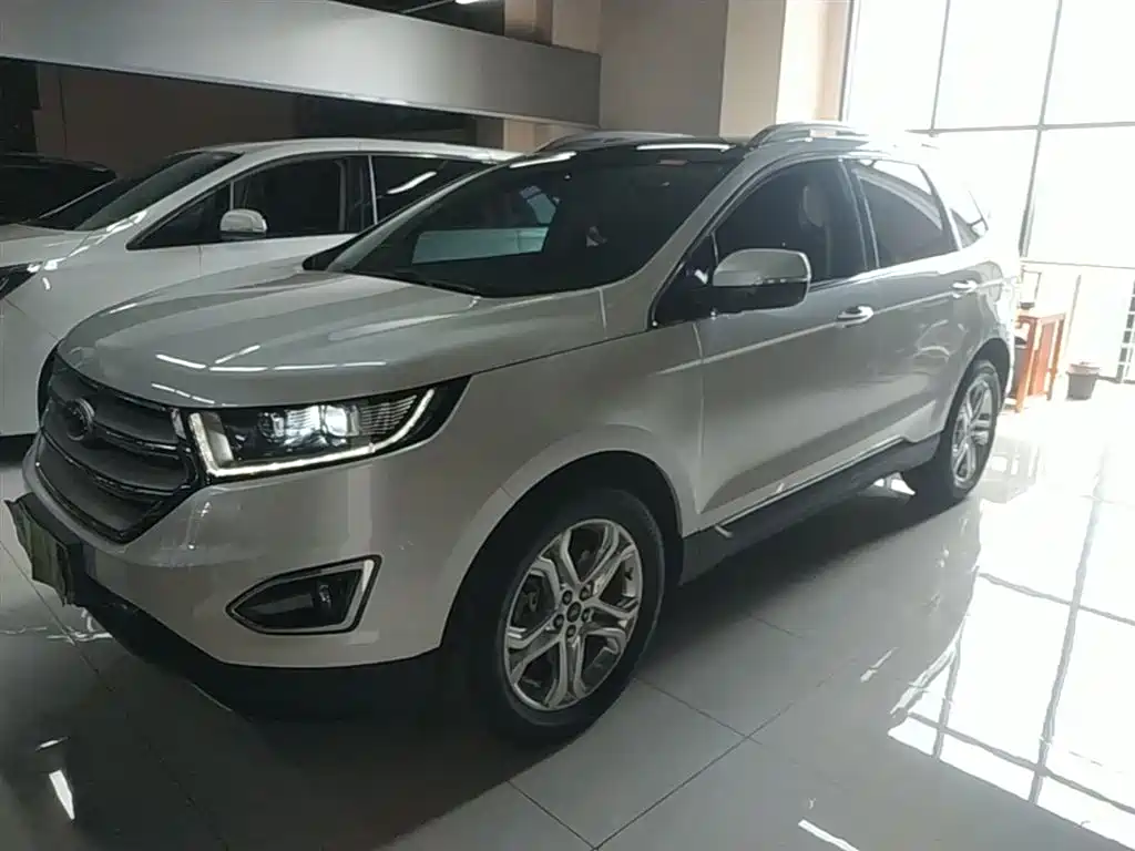 Ford Edge 2017 — фото 1