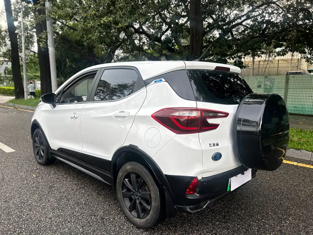 BYD Yuan EV 2019