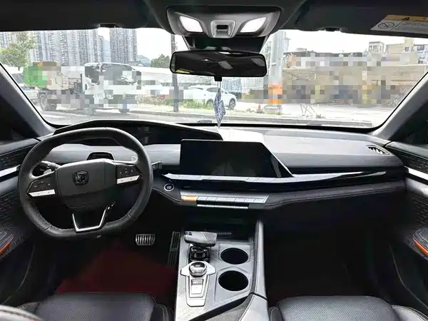 Changan UNI-V 2022
