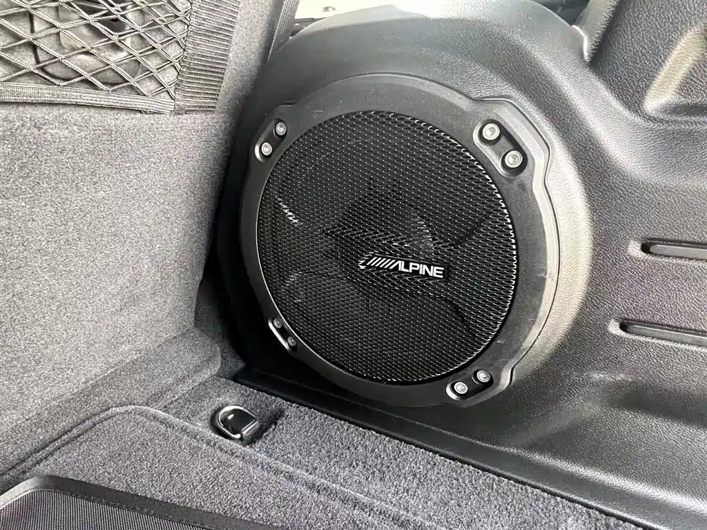 Jeep Wrangler 2020 — фото 11