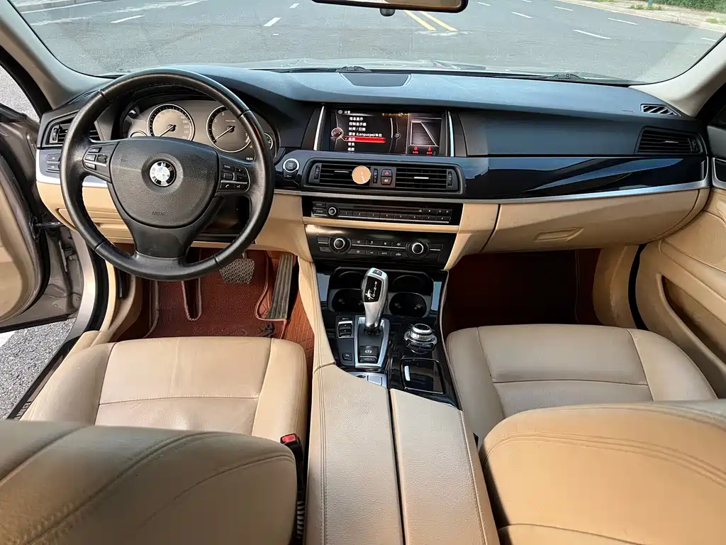 BMW 5 Series 2016 — фото 5