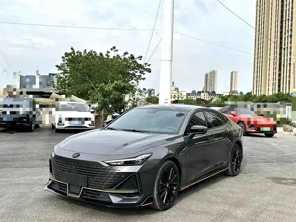 Changan UNI-V 2022