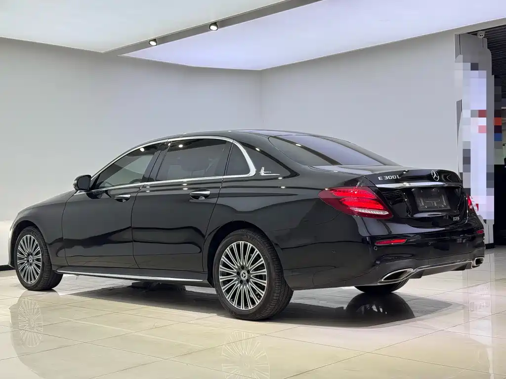 Mercedes-Benz E-Class 2020 — фото 7
