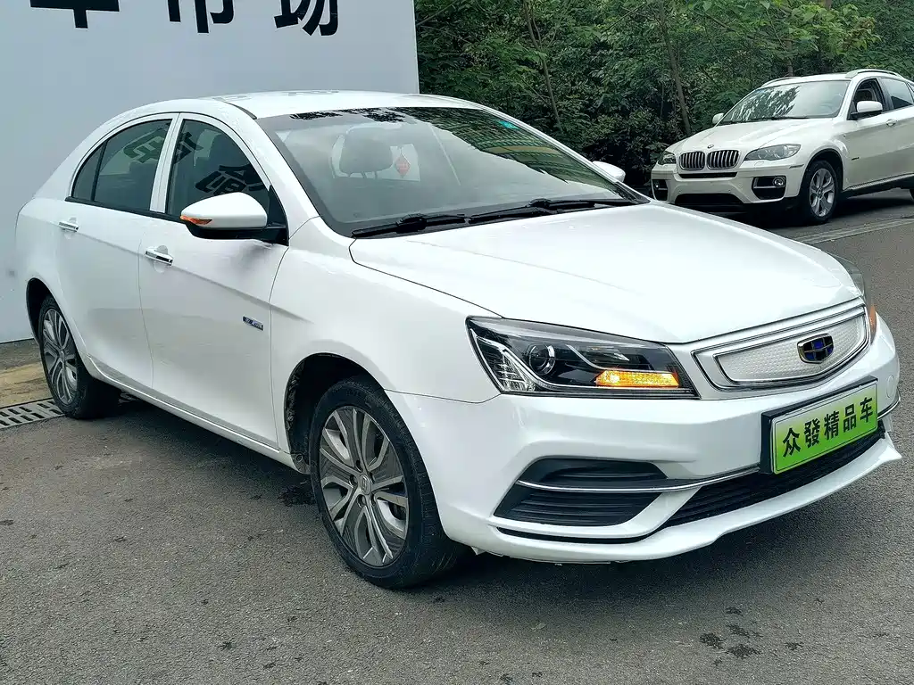 Geely Emgrand New Energy 2019 — фото 2